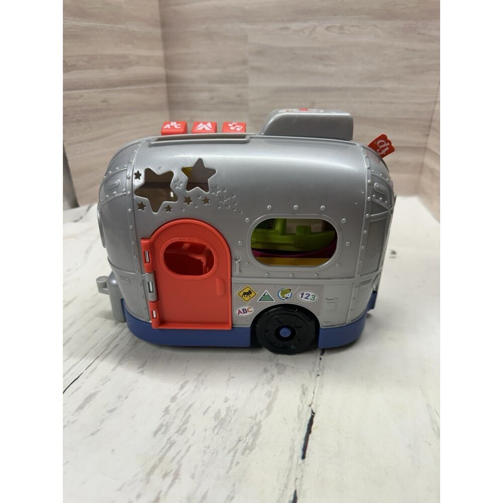 Fisher-Price Preschool Camper Interactive Lights & Sounds 2021 With Accessories